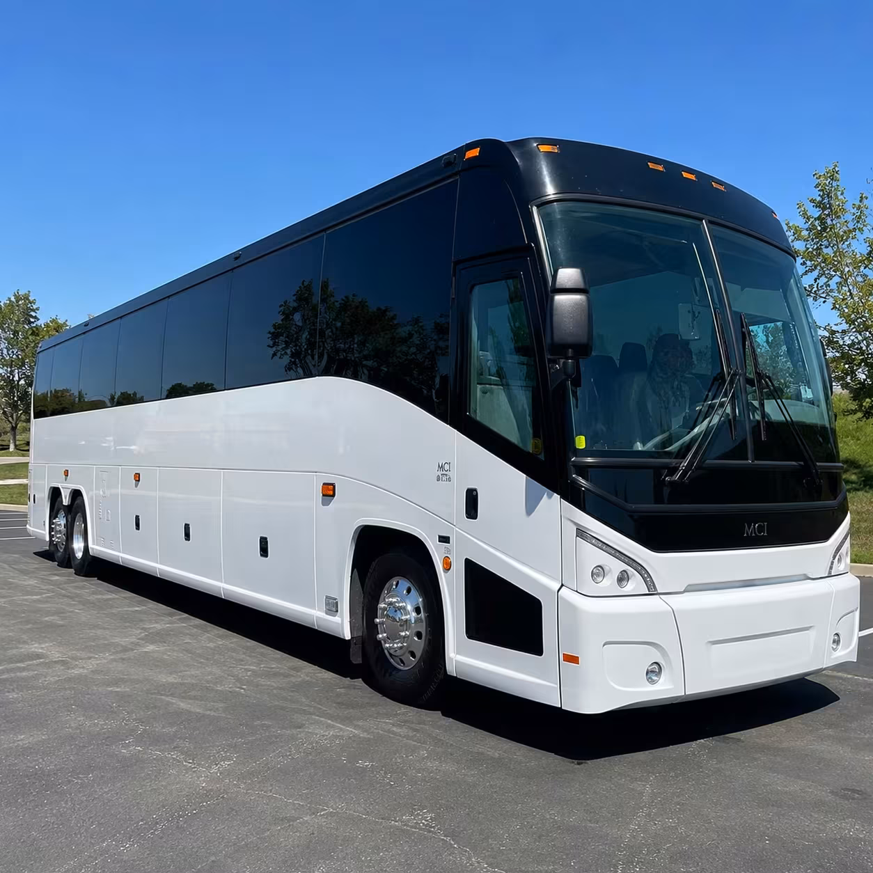 charter bus rentals from santa cruz to monterey regional airport