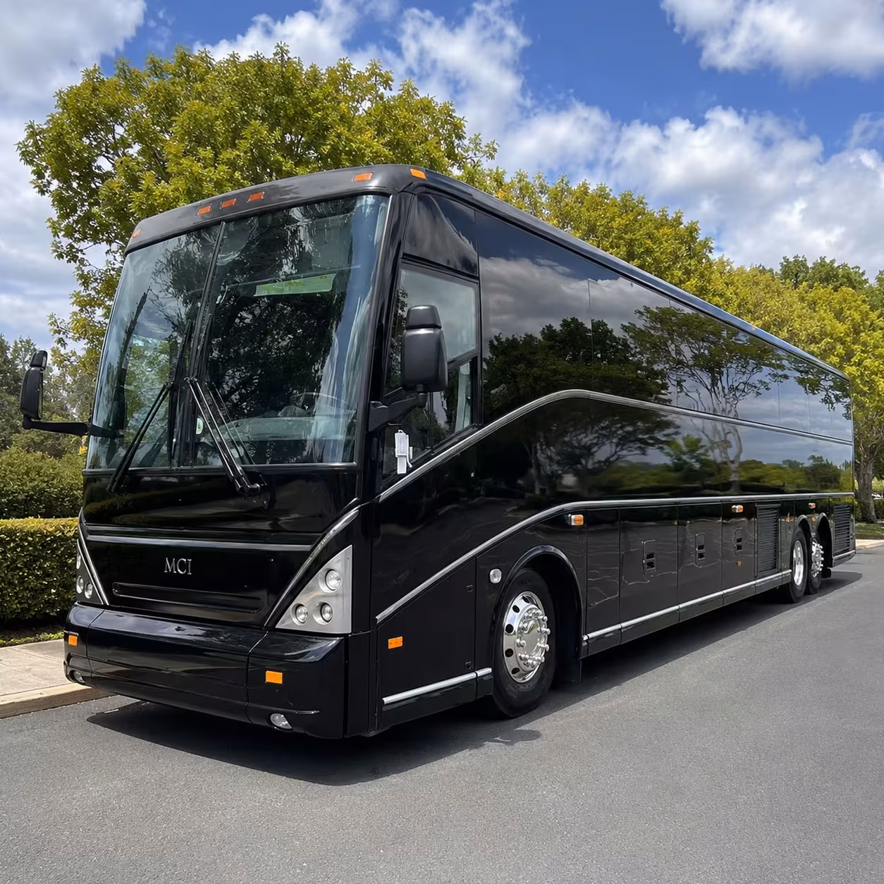 construction worksite bus rentals across santa cruz county