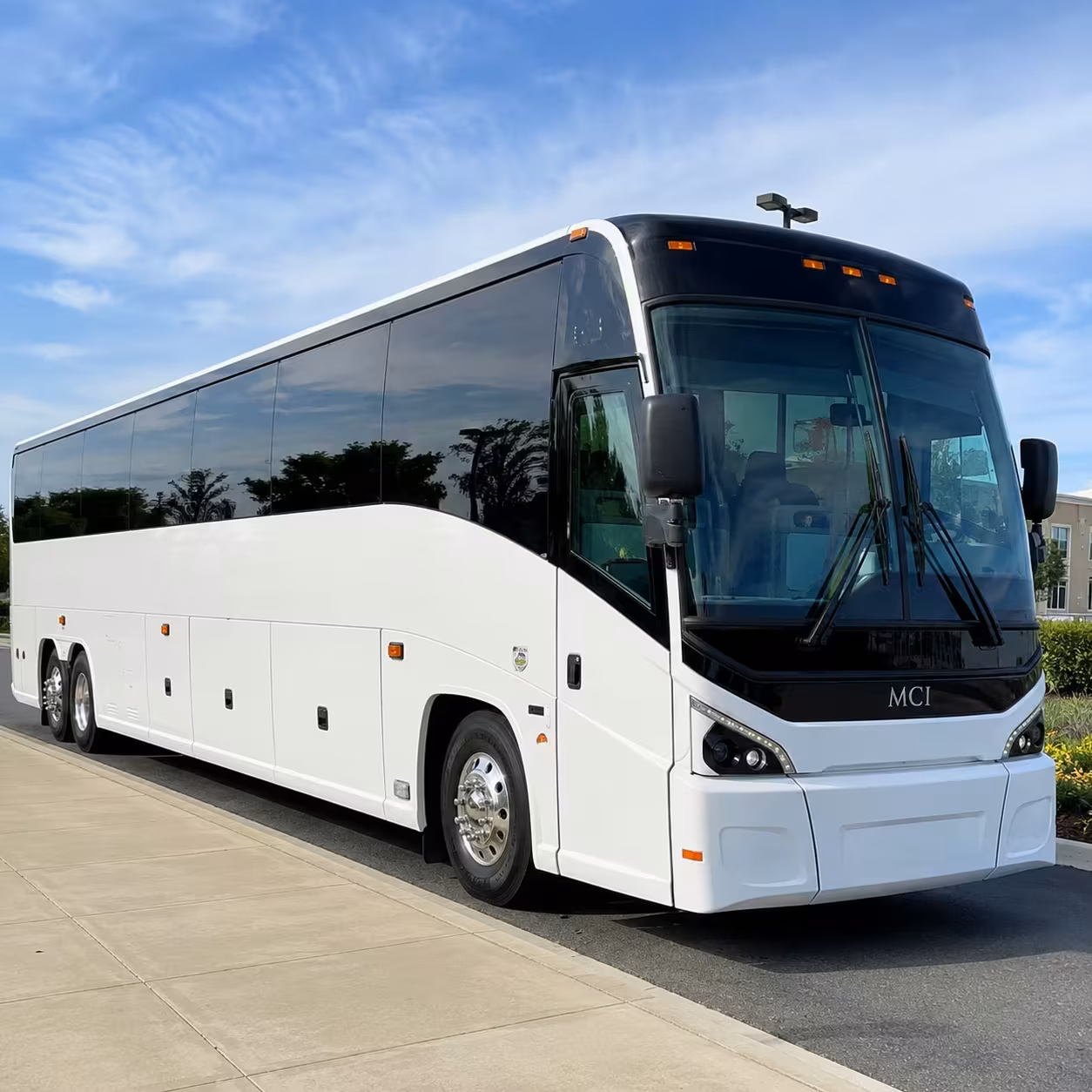 employee shuttle buses between santa cruz and silicon valley