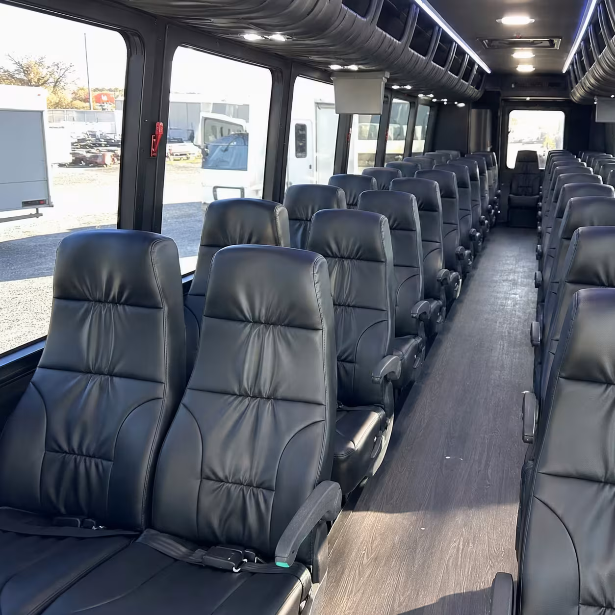 santa cruz 28 passenger minibus rental