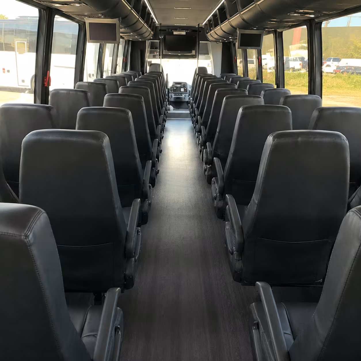 santa cruz minibus rentals to the museum of art history